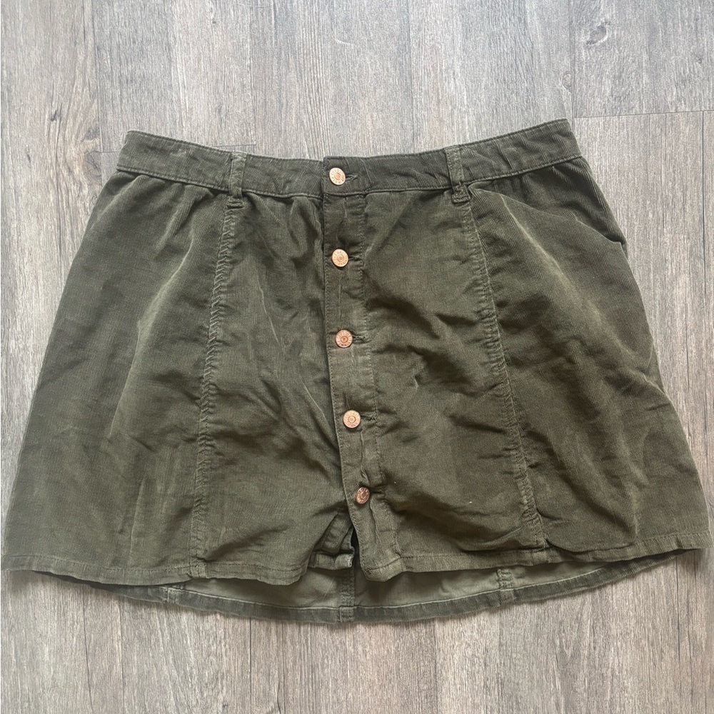 Celebrity Pink Olive Corduroy Shorts